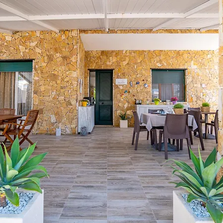 Punta Stilo 4* 托雷圣乔万尼乌