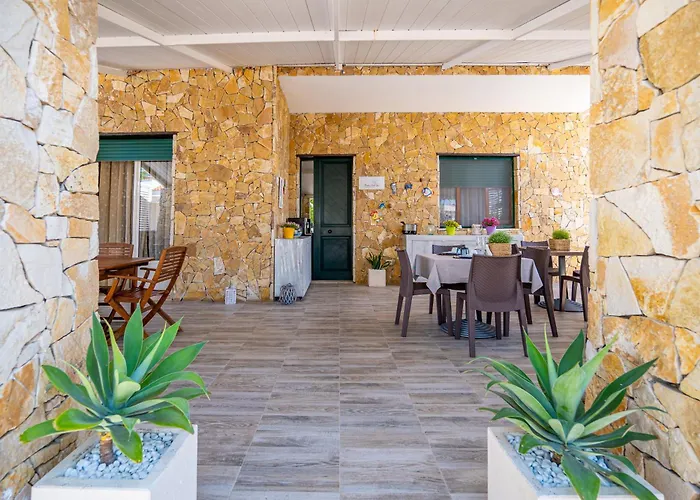 Punta Stilo 4* 托雷圣乔万尼乌