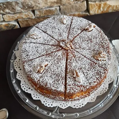 Alojamento de Acomodação e Pequeno-almoço Punta Stilo 4*