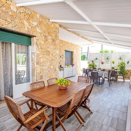 Alojamento de Acomodação e Pequeno-almoço Punta Stilo 4*