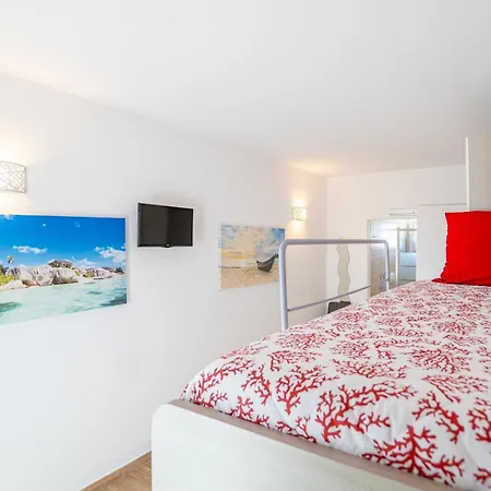 Punta Stilo Bed & Breakfast *