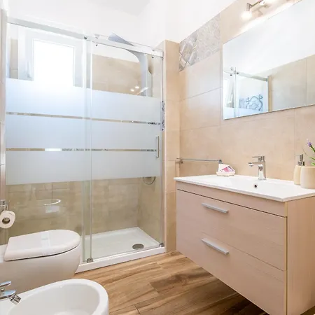 Punta Stilo 4* Торре-Сан-Джованни-Удженто