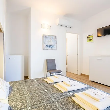 Punta Stilo Alojamento de Acomodação e Pequeno-almoço Torre San Giovanni Ugento