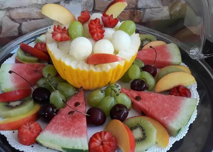 לינה וארוחת בוקר Punta Stilo 4*