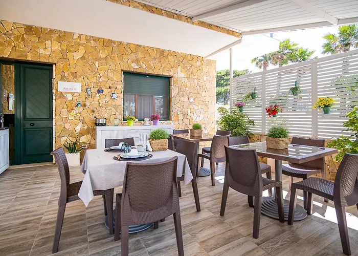 לינה וארוחת בוקר Punta Stilo טורה סן ג'ובאני אוג'נטו