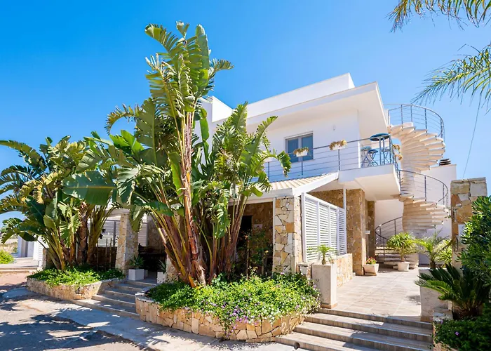 Punta Stilo Frühstückspension 4*