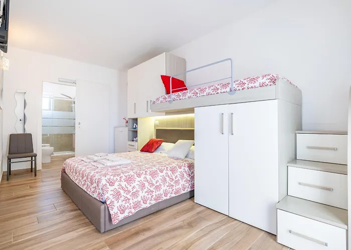 Frühstückspension Punta Stilo 4*