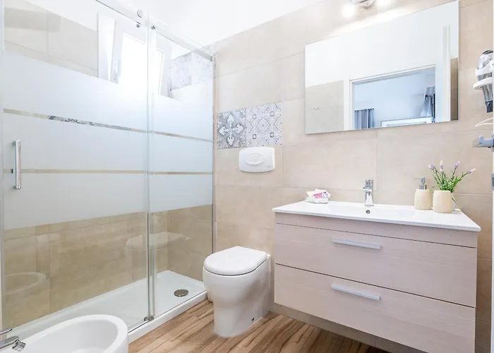 לינה וארוחת בוקר Punta Stilo